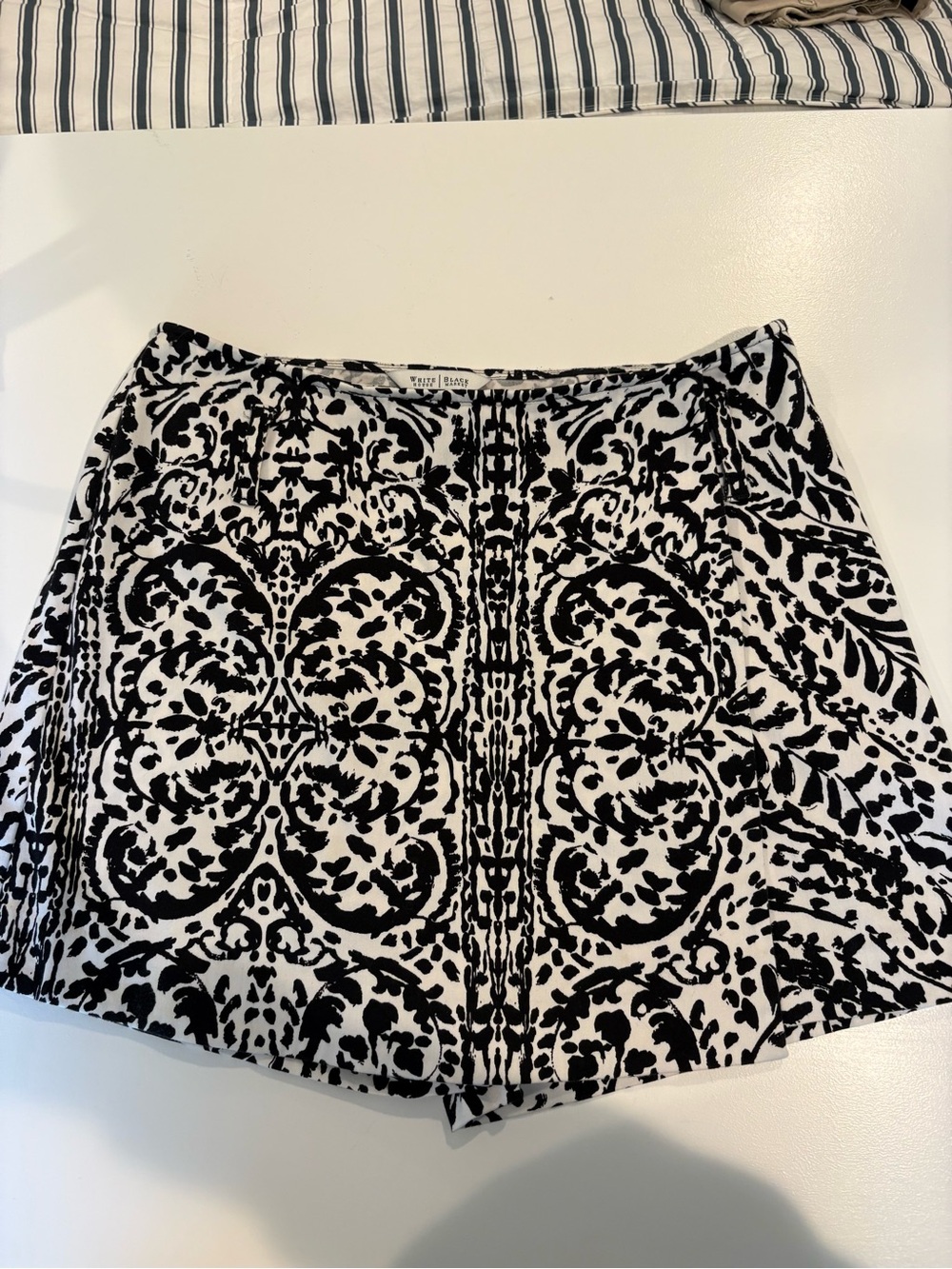White House Black Market Black and White Printed A-Line Skirt